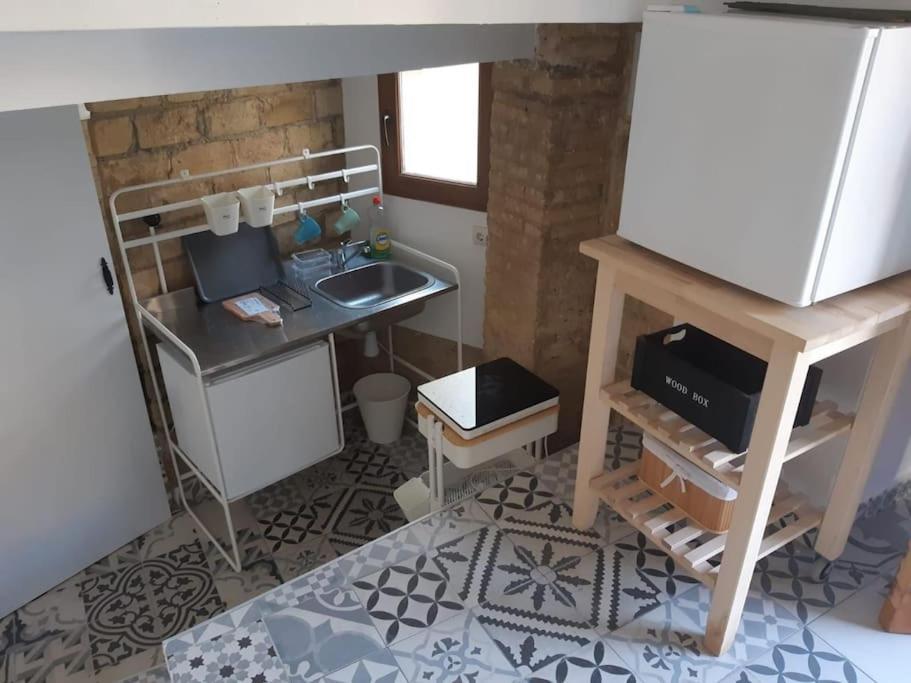 Precioso Apartamento Con A/A En Ruzafa Con Terracita Privada Y Acceso A Un Jardin, Para 2-3 Personas 瓦伦西亚 外观 照片