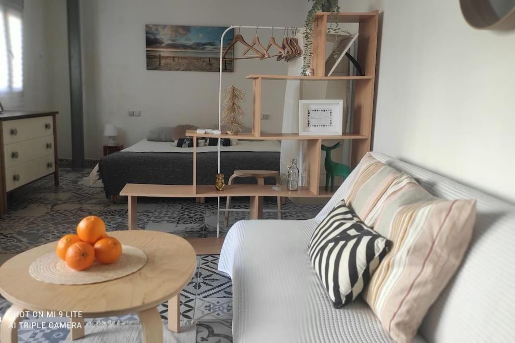 Precioso Apartamento Con A/A En Ruzafa Con Terracita Privada Y Acceso A Un Jardin, Para 2-3 Personas 瓦伦西亚 外观 照片