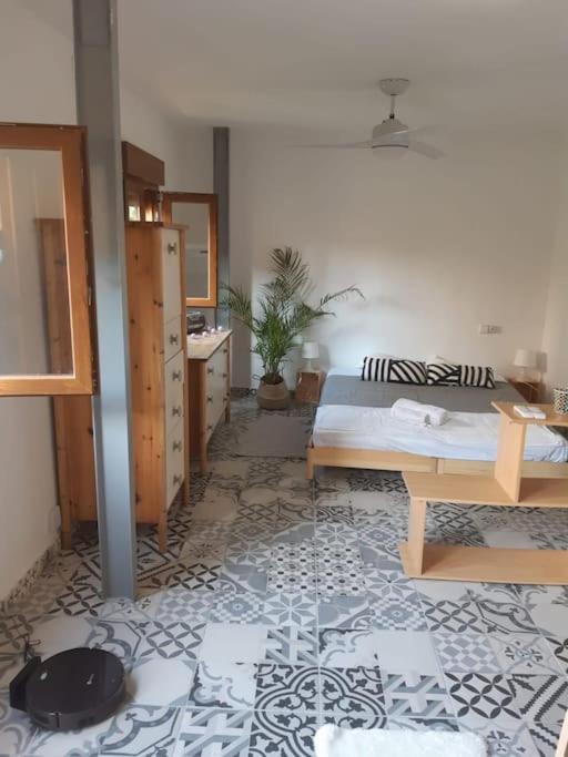 Precioso Apartamento Con A/A En Ruzafa Con Terracita Privada Y Acceso A Un Jardin, Para 2-3 Personas 瓦伦西亚 外观 照片
