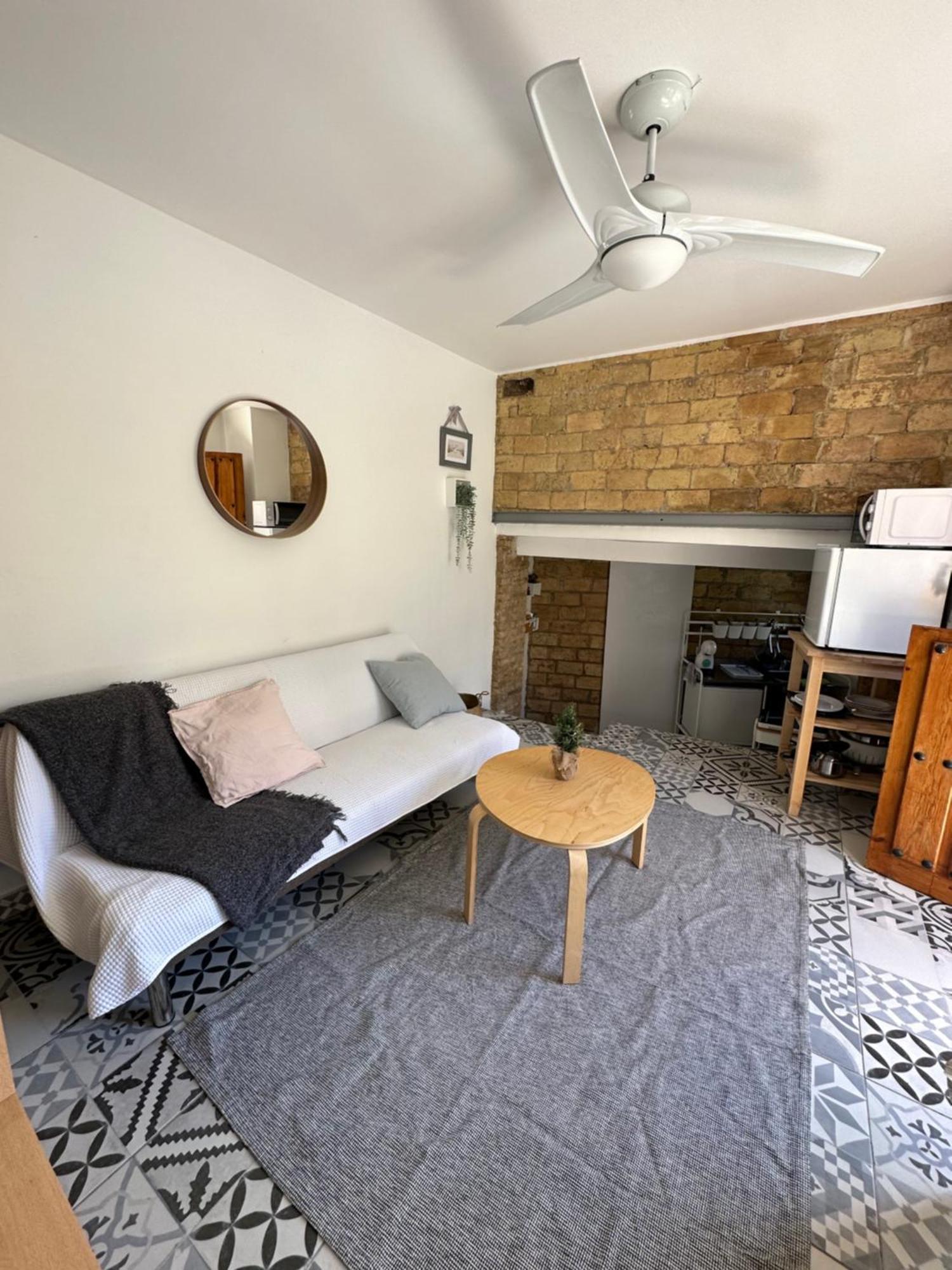 Precioso Apartamento Con A/A En Ruzafa Con Terracita Privada Y Acceso A Un Jardin, Para 2-3 Personas 瓦伦西亚 外观 照片